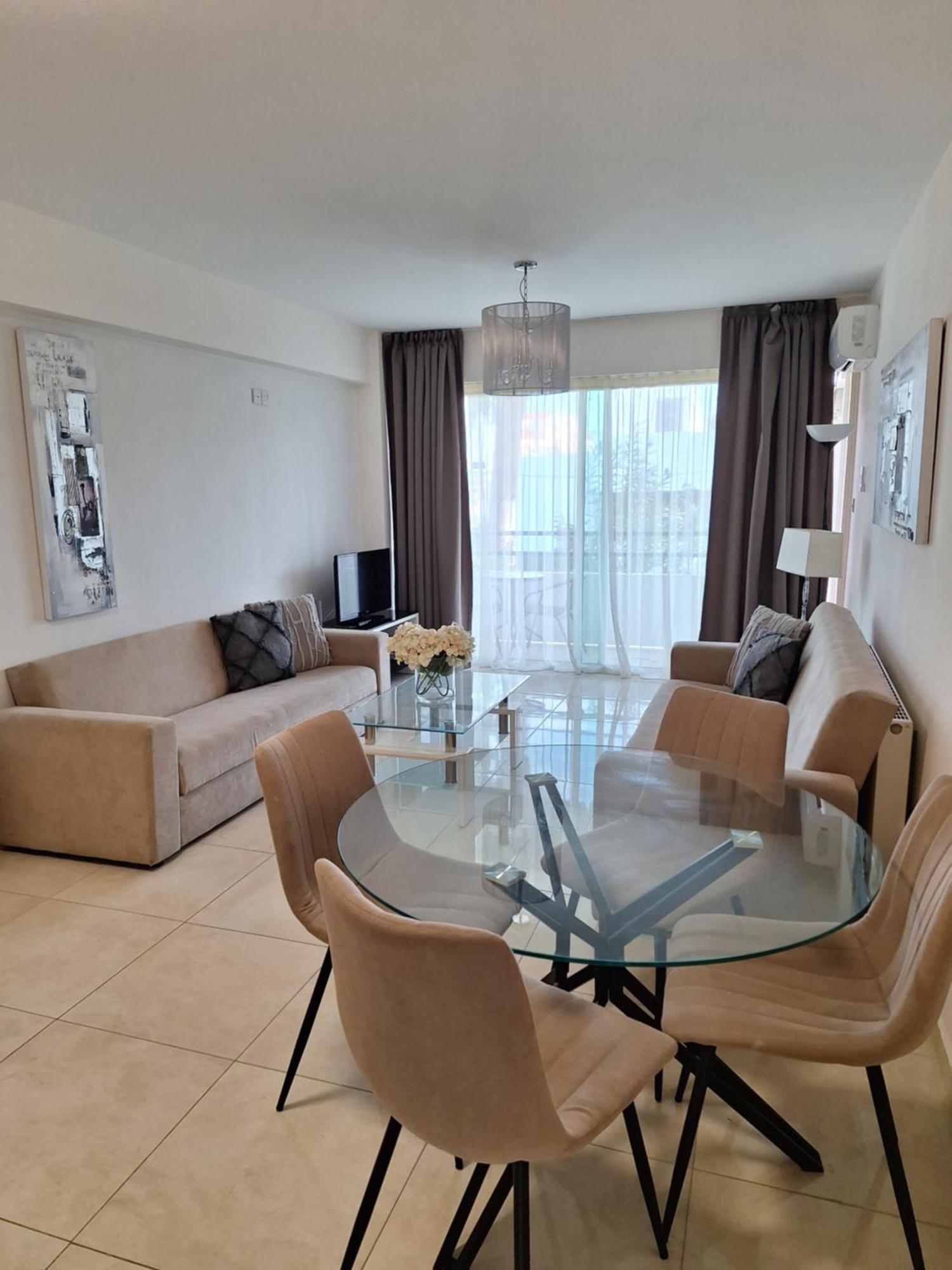 Marianna Hotel Apartments Limassol Bagian luar foto