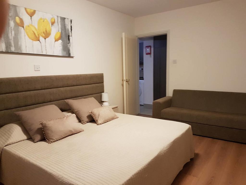 Marianna Hotel Apartments Limassol Bagian luar foto