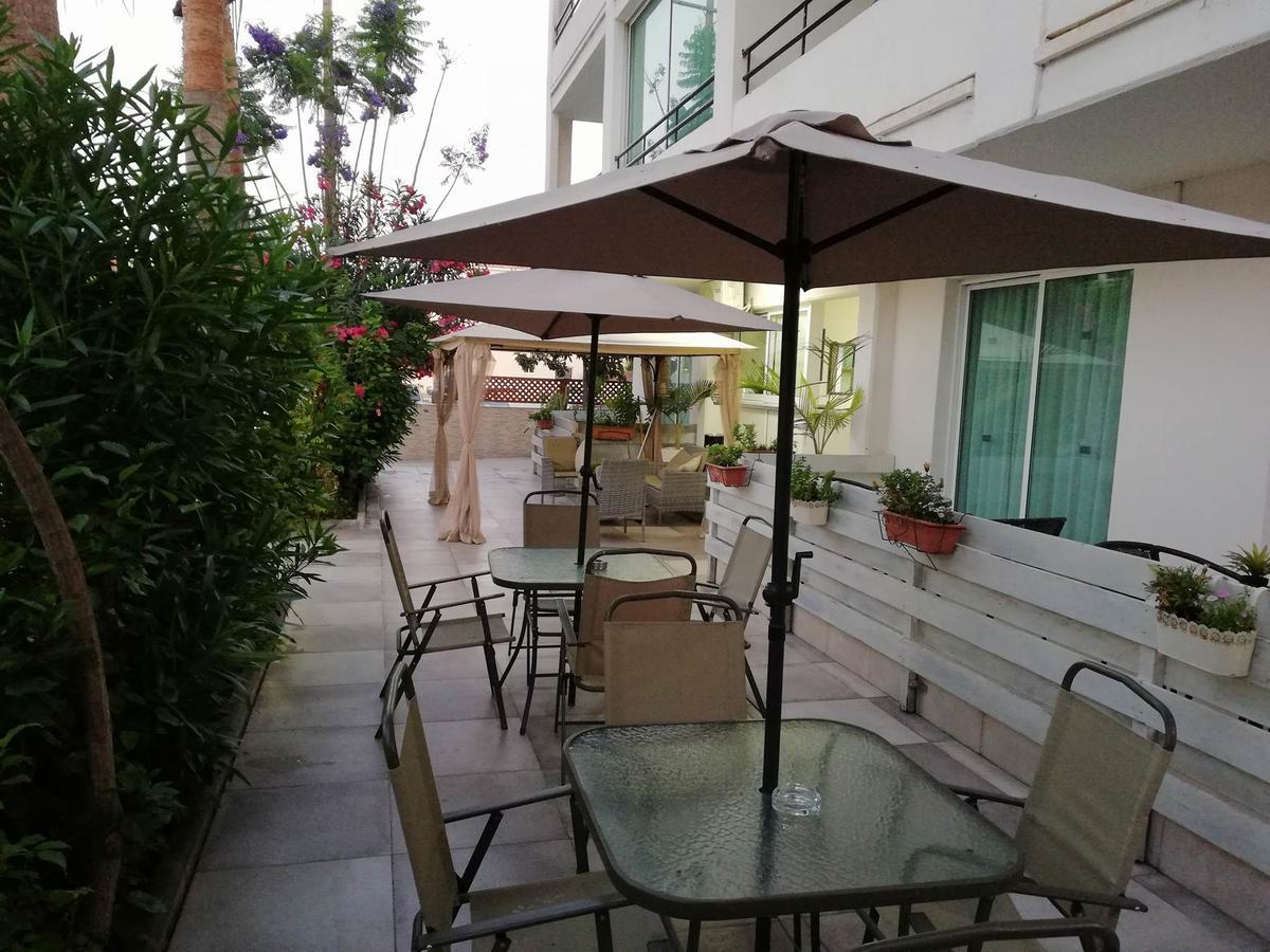 Marianna Hotel Apartments Limassol Bagian luar foto